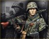 Young Miniatures YM1869 Waffen SS Young Machine Gunner 1944 1/10